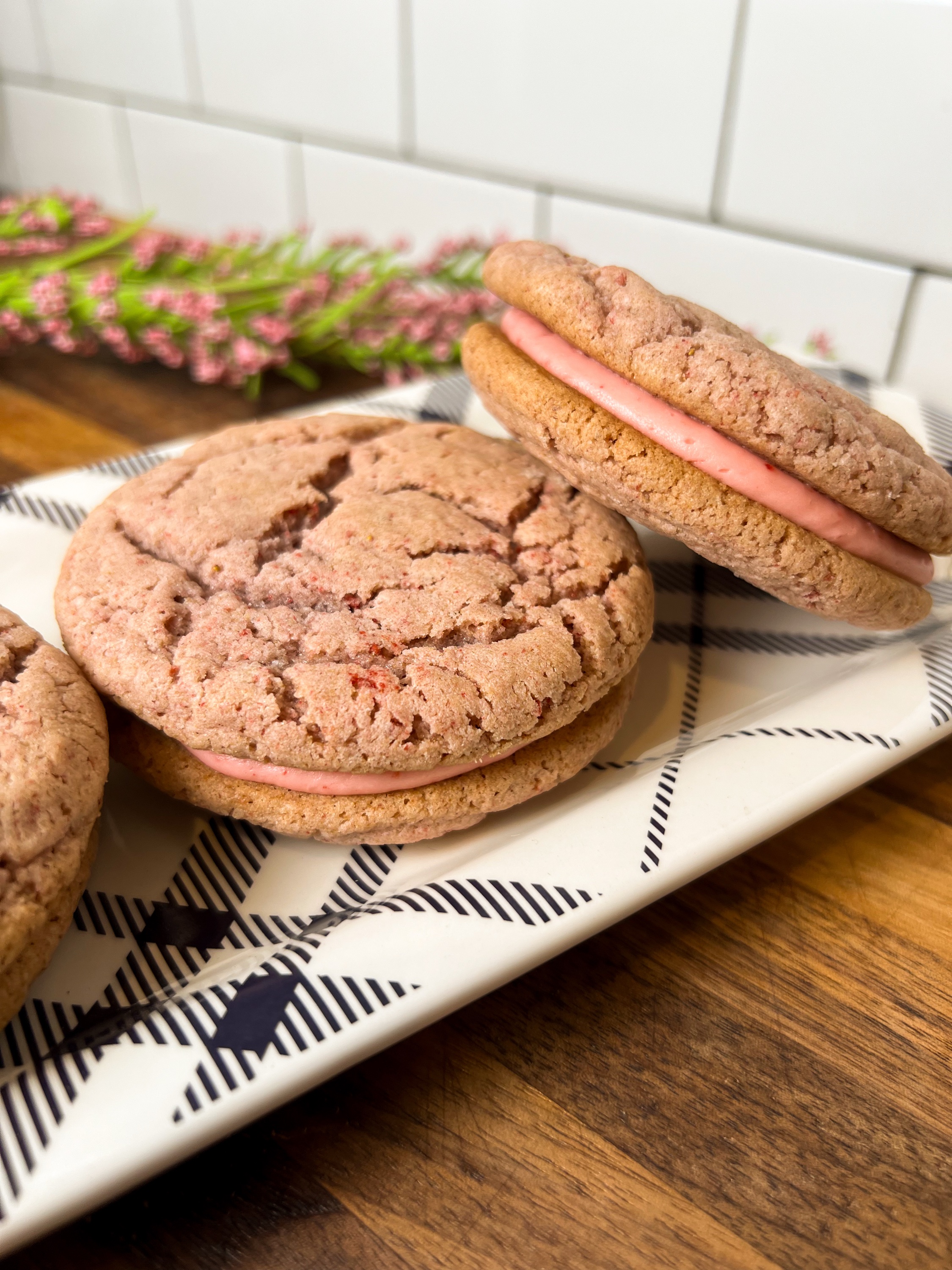 strawberry cookies